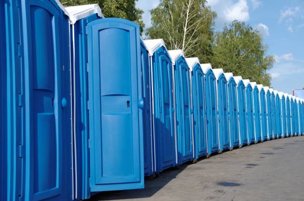 Best Portable bathroom rental  in Fort Llins, CO